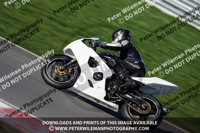 donington no limits trackday;donington park photographs;donington trackday photographs;no limits trackdays;peter wileman photography;trackday digital images;trackday photos